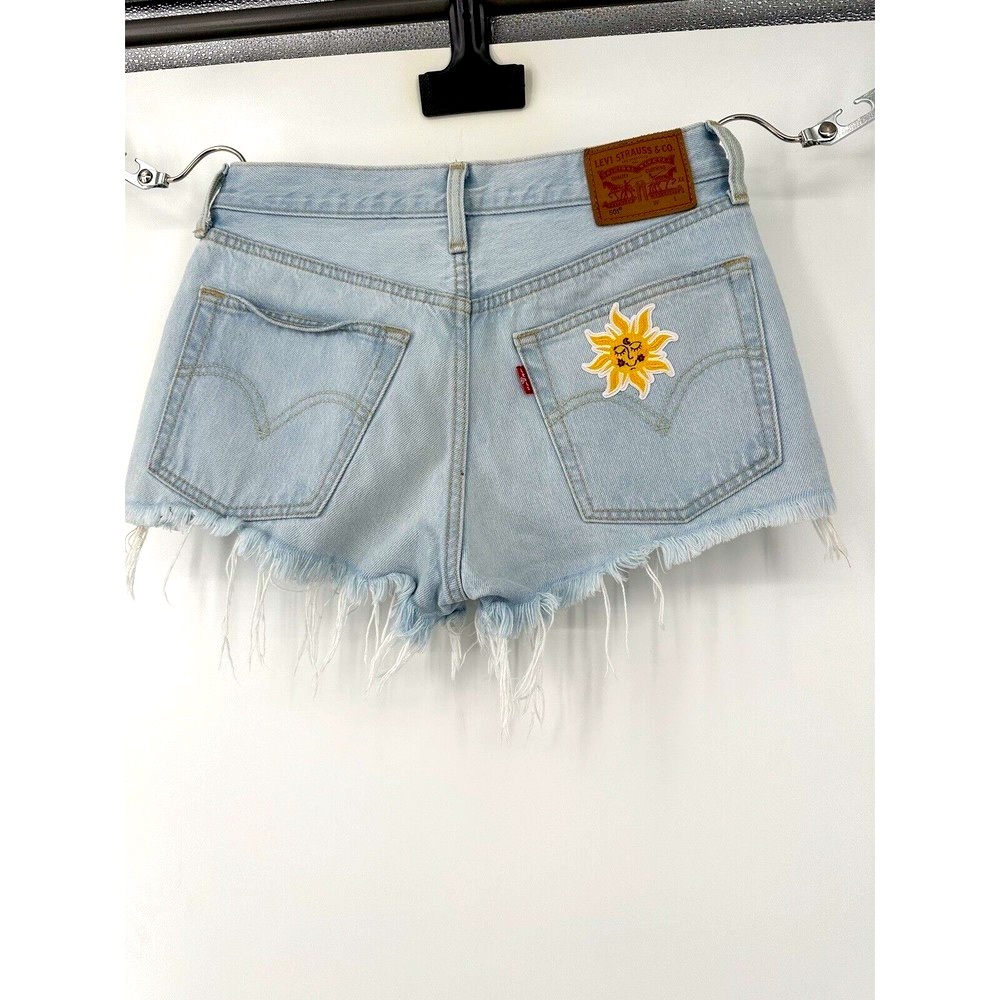 Women’s Levi’s 501 Button Fly‎ Distressed Frayed Cut Off Denim Jean Shorts Sz 25